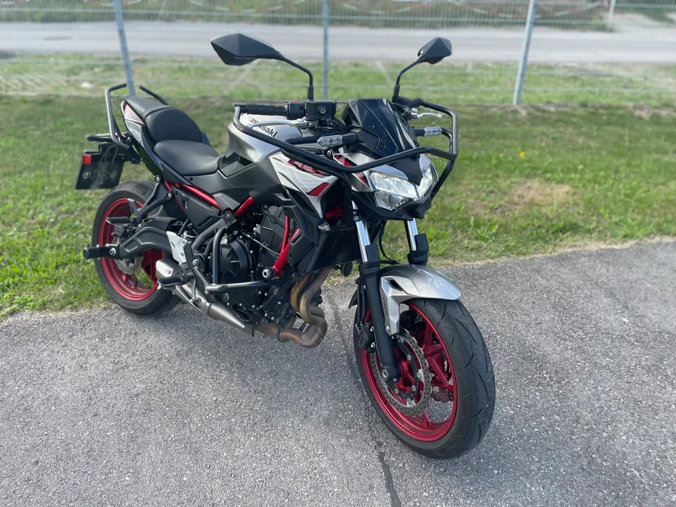 Kawasaki Z650 Schulungsmotorrad