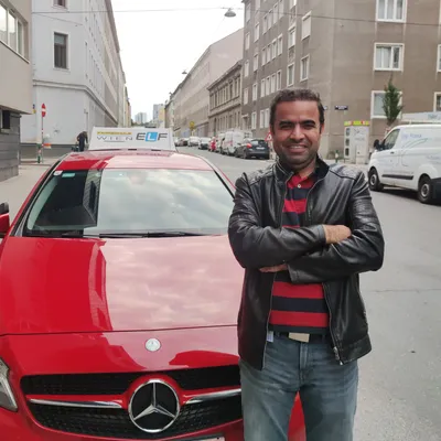Bayer I., Fahrlehrer der Fahrschule Wien Elf